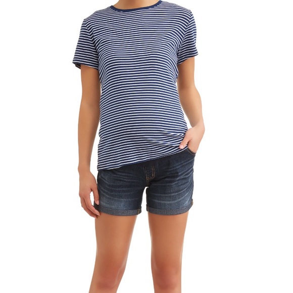Time and Tru Maternity Over the Belly Shorts - Picture 3 of 6